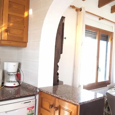 Cerca Playa Y Pueblo Con Piscina Grande Villa Calpe